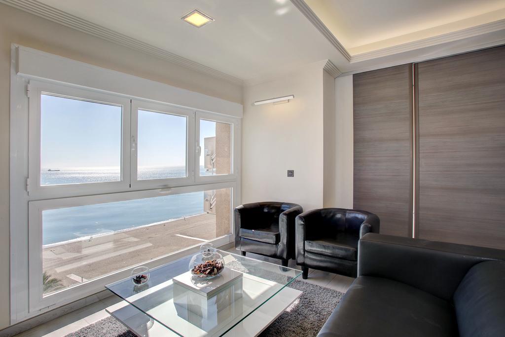 Royal Executive Suite مالقة المظهر الخارجي الصورة