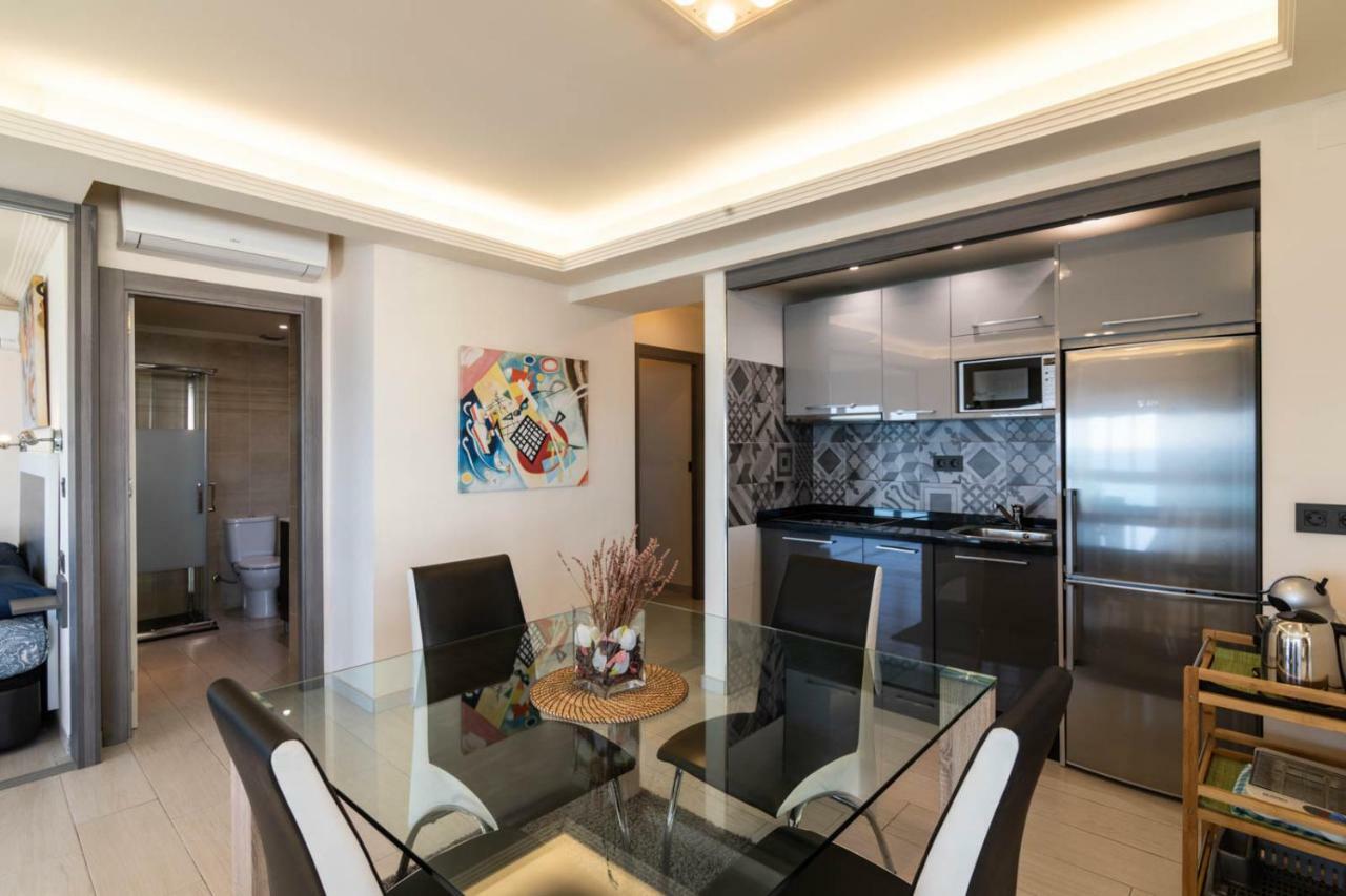 Royal Executive Suite مالقة المظهر الخارجي الصورة