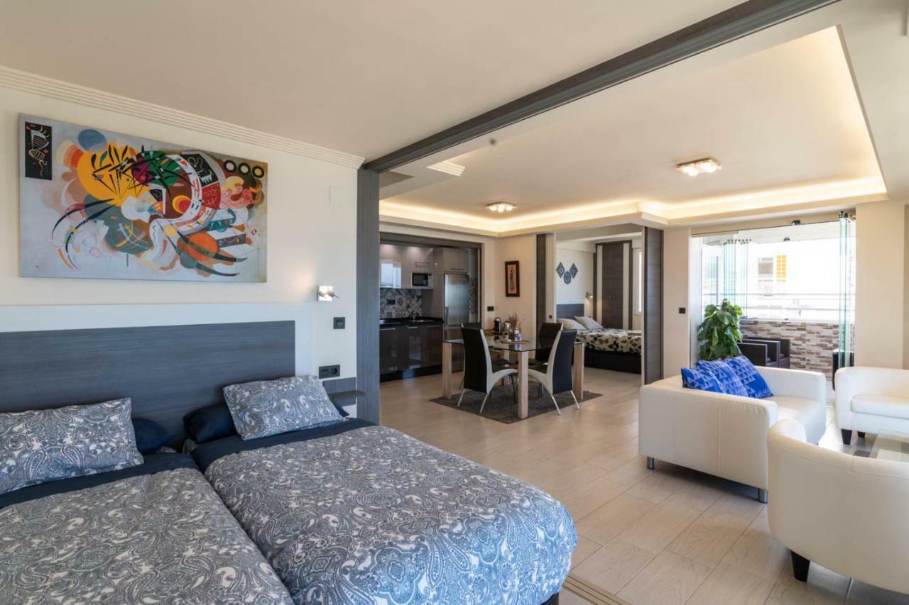 Royal Executive Suite مالقة المظهر الخارجي الصورة