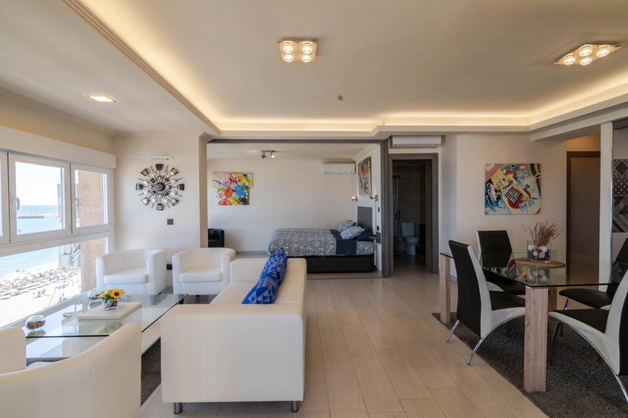 Royal Executive Suite مالقة المظهر الخارجي الصورة